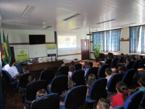 Programa Eco Cooperação leva educação ambiental aos espaços