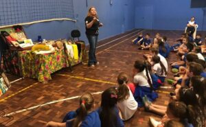 Momentos de descontração e socialização com o programa Roda de Leitura