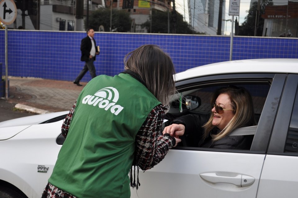 Pedágio solidário arrecada quase 15 mil reais para o Centro de Convivência do Idoso