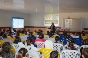 Programa Eco Cooperação promovendo a educação ambiental