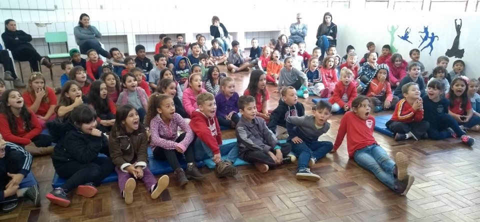 Literatura e contação de histórias com o Programa Roda de Leitura