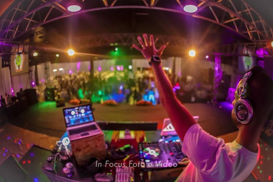 Casamento Cooperado realiza sonho de 43 casais em Guarulhos (SP)