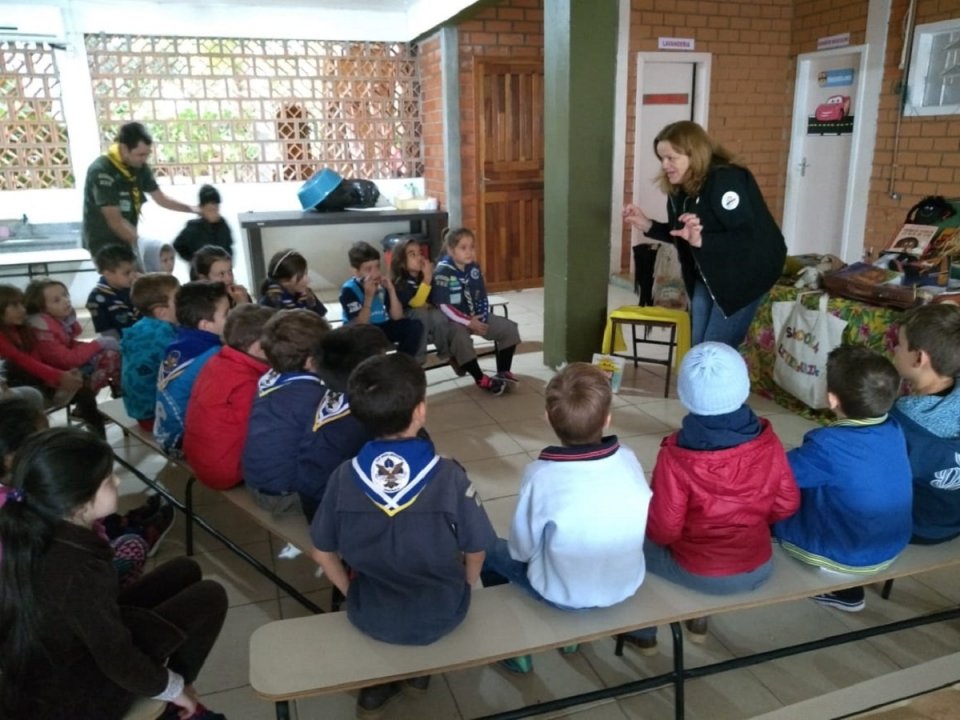 Um mundo de imaginação com o programa Roda de Leitura