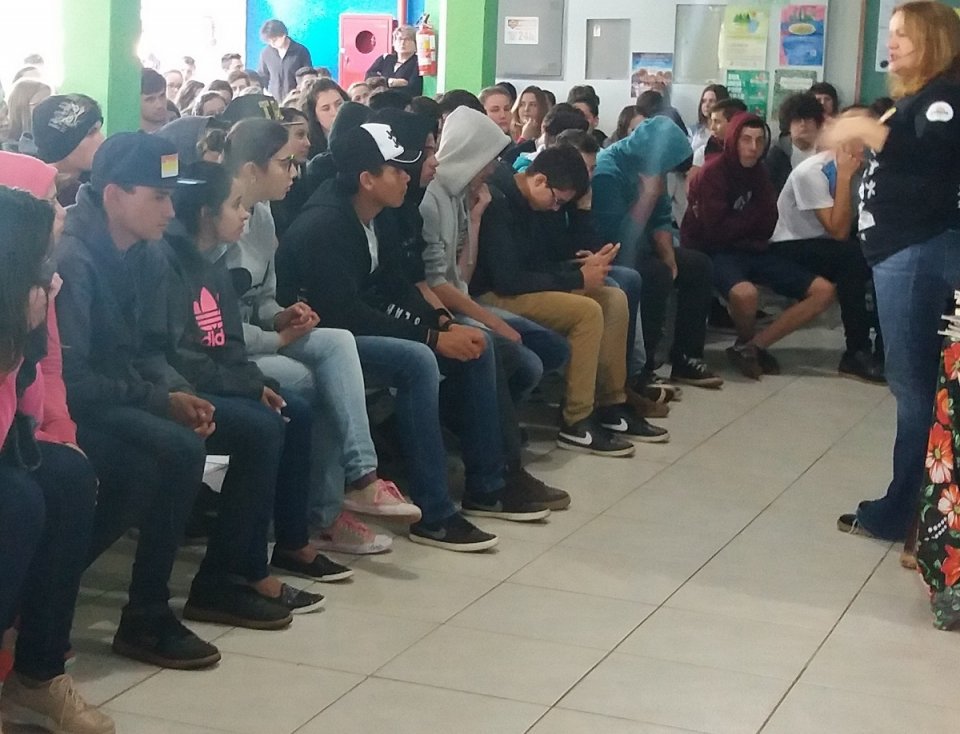 Literatura e educação ambiental em São Domingos (SC) com os programas da FALB