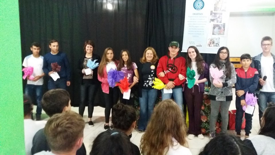 Literatura e educação ambiental em São Domingos (SC) com os programas da FALB