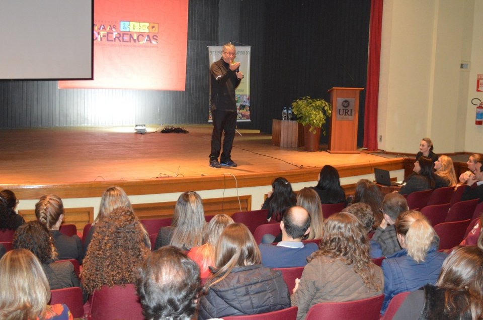 Fundação Aury Luiz Bodanese promove Viva as Diferenças em Erechim (RS)