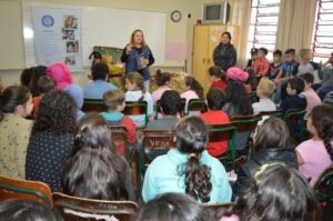 Incentivo à leitura e à preservação ambiental com os programas da FALB