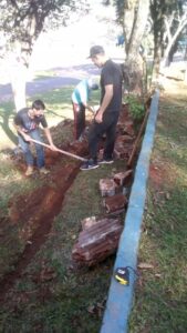 Voluntários Amigo Energia dão continuidade em ações de revitalização em Praça de Chapecó (SC)