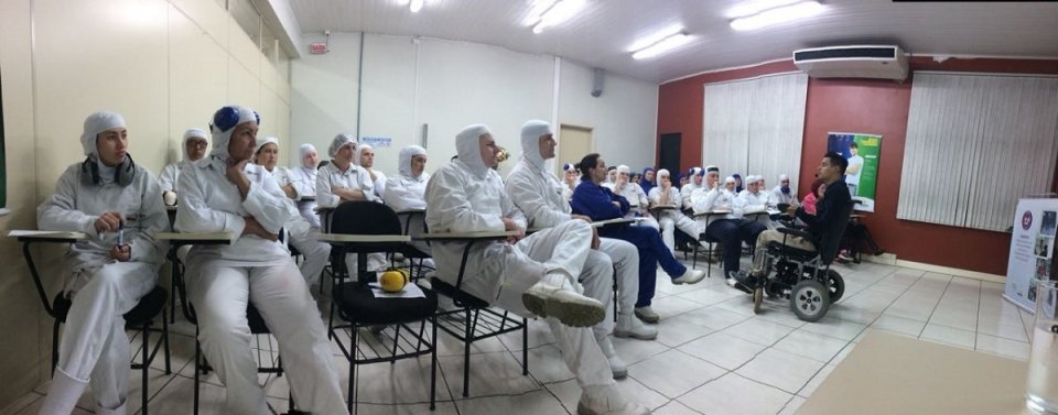 “Pés, para que os quero, se tenho asas para voar”?