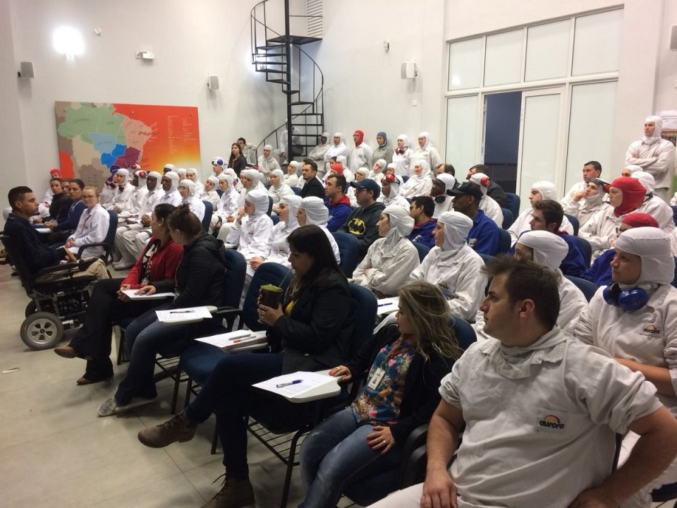 “Pés, para que os quero, se tenho asas para voar”?