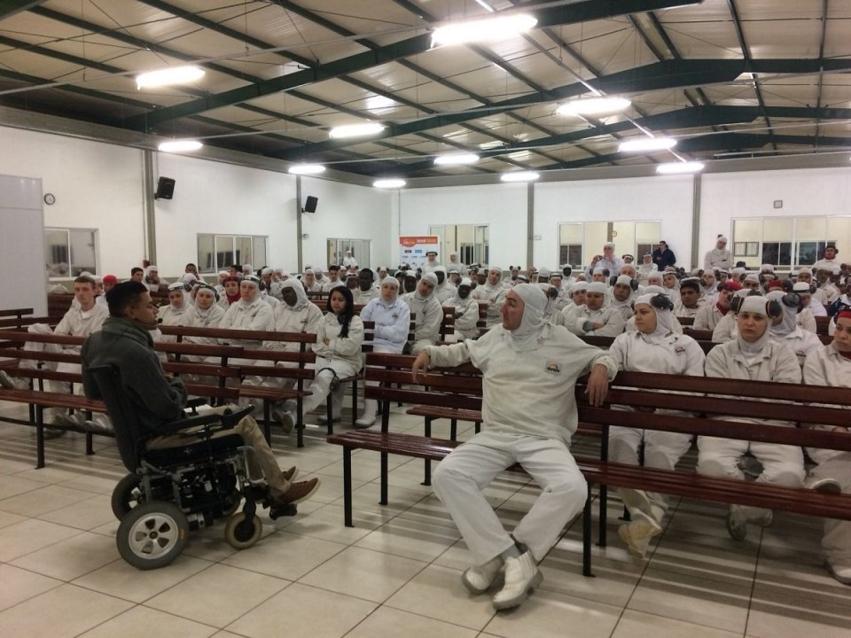 “Pés, para que os quero, se tenho asas para voar”?