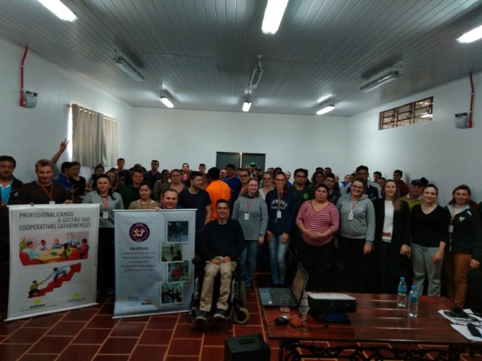 “Pés, para que os quero, se tenho asas para voar”?