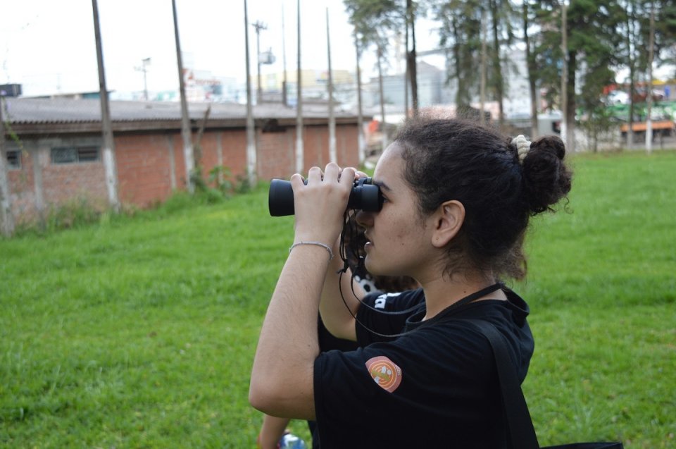Alunos do grupo Vozes do Corpo conhecem Polícia Militar Ambiental em Chapecó (SC)