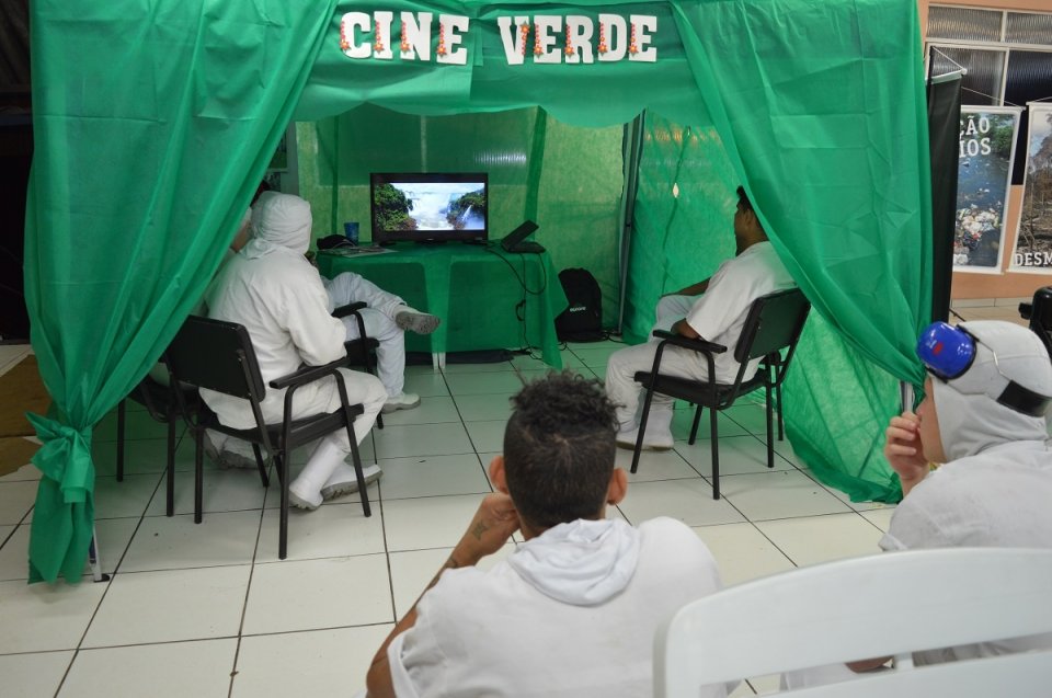 Empregados da Aurora Alimentos participam de Cinema Verde