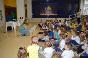 Educação ambiental e formação de novos leitores com os programas da FALB