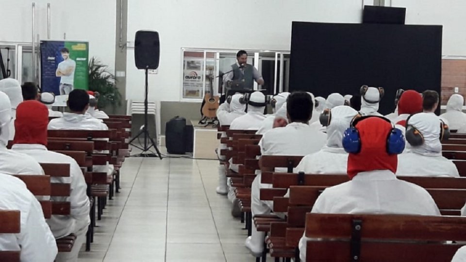 Espetáculo Multiplicando o Bem percorre Unidades da Aurora em Santa Catarina