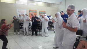 Empregados da Unidade da Aurora em Guatambu (SC) participam de palestra motivacional