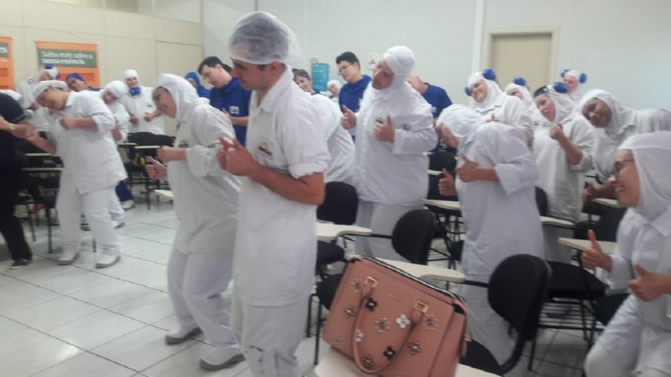 Empregados da Unidade da Aurora em Guatambu (SC) participam de palestra motivacional