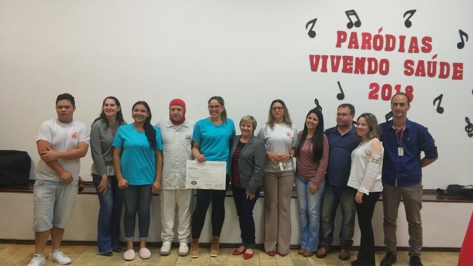 Paródias da Prevenção é marcado por animação e sensibilização na Unidade da Aurora em Chapecó (SC)