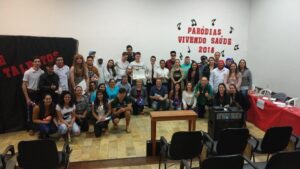 Paródias da Prevenção é marcado por animação e sensibilização na Unidade da Aurora em Chapecó (SC)