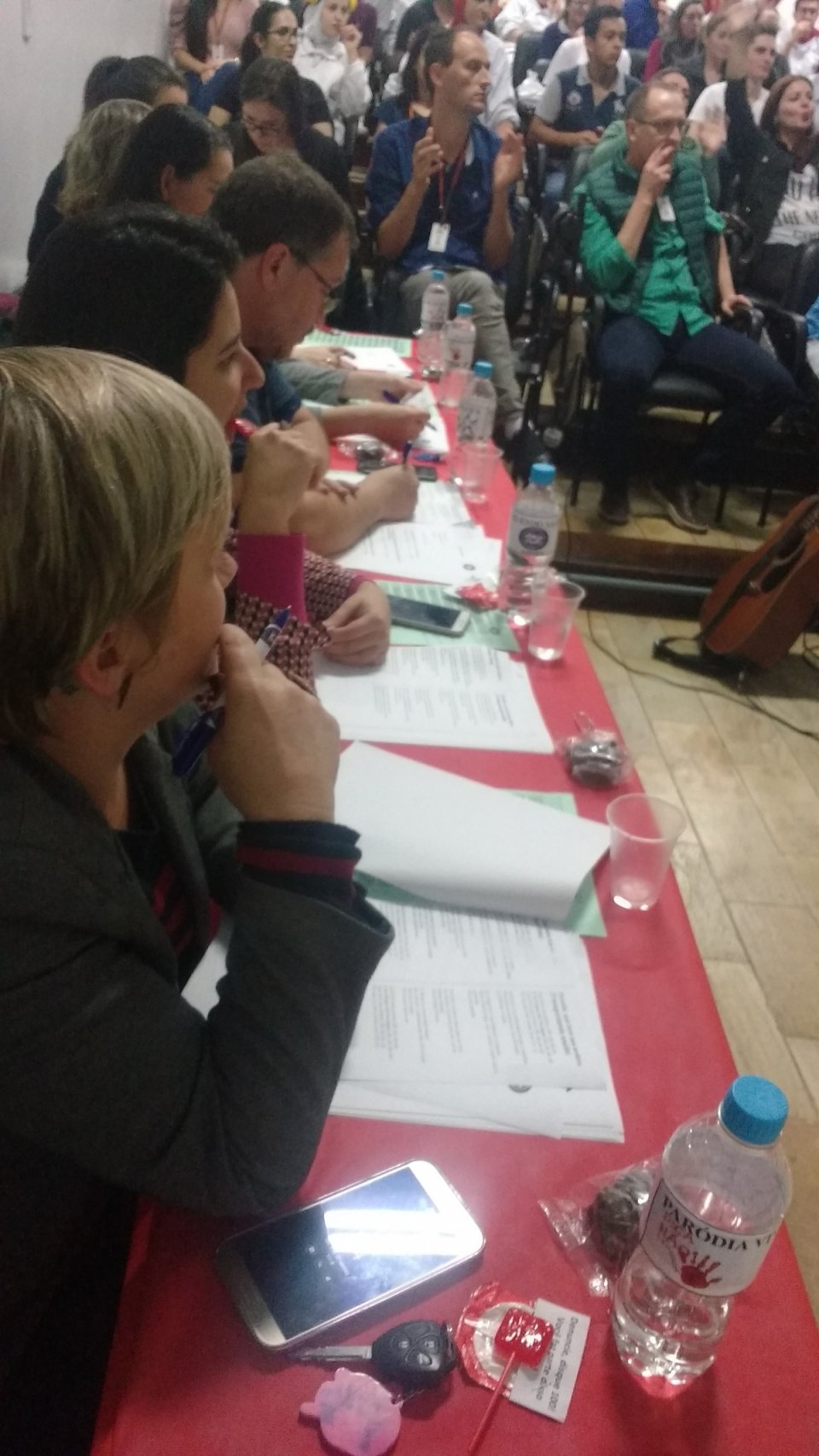 Paródias da Prevenção é marcado por animação e sensibilização na Unidade da Aurora em Chapecó (SC)