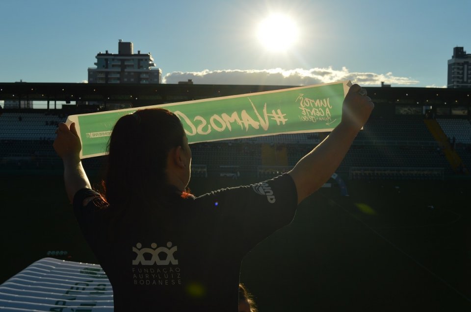 Programa Vozes do Corpo: dança, arte e educação!
