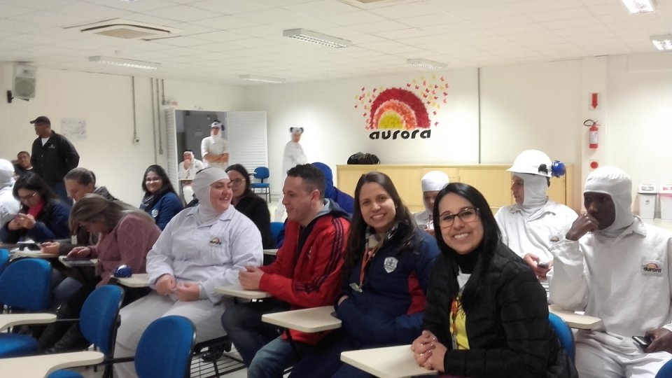 Nove equipes abordaram prevenção e saúde nas Paródias da Unidade da Aurora em Joaçaba (SC)