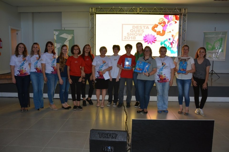 Escola Cidadã e Poesia Destaque são premiadas pela Fundação Aury Luiz Bodanese (FALB)