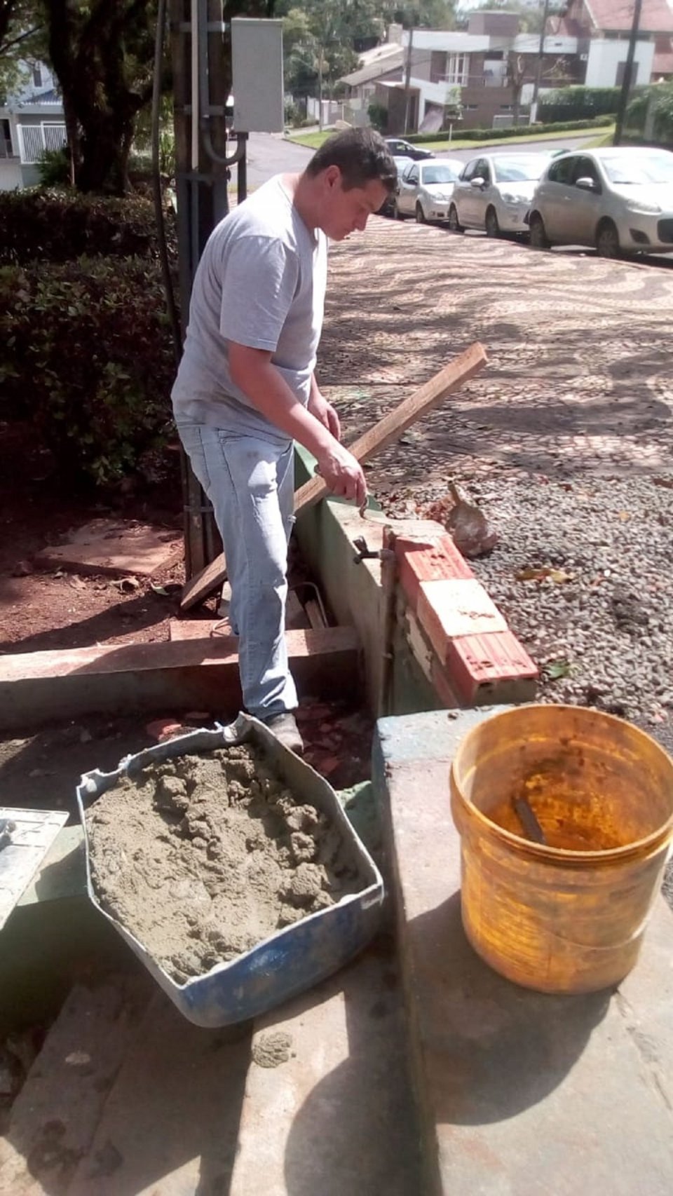 Praça Bernadete Roman de Chapecó (SC) ganha mais “vida” a cada dia