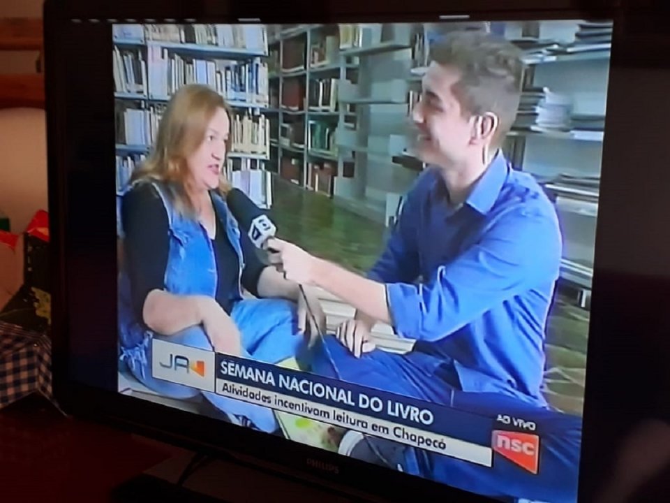 Programa Roda de Leitura comemora Semana Nacional do Livro e da Biblioteca