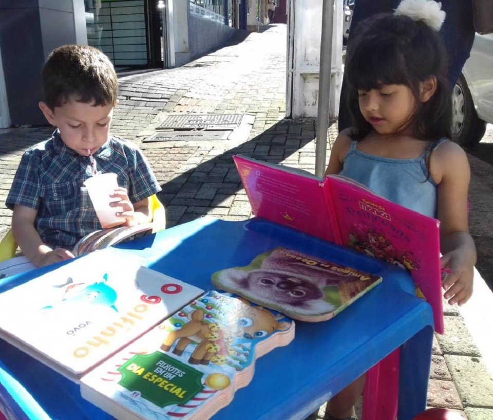 Roda de leitura no Cartório de Registro de Imóveis em Chapecó (SC)