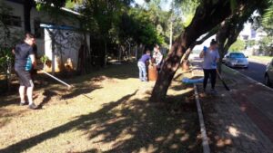 Voluntários da Aurora de Chapecó e Guatambu realizam atividades no Centro de Convivência do Idoso