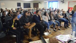 Leitura e Contação de Histórias na E.E.B. Luiza Santin