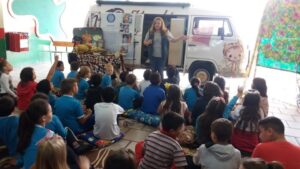 Leitura e Contação de Histórias na E.E.B. Luiza Santin