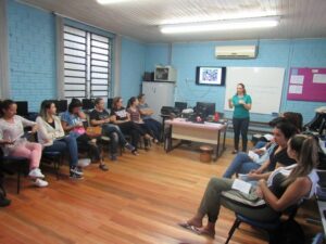 FALB promove formação com funcionários da EMEF Dr. Antônio Bemfica Filho