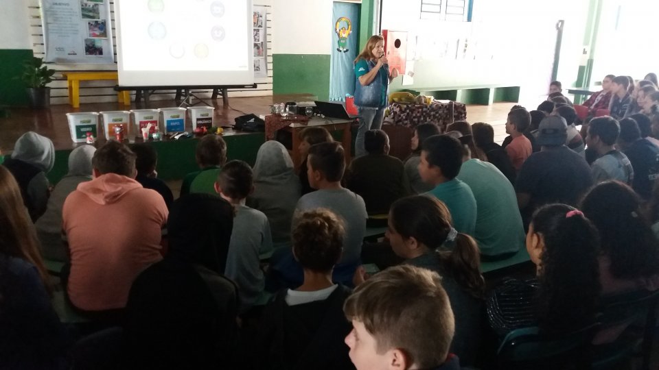 Incentivo à leitura nas escolas de Chapecó/SC