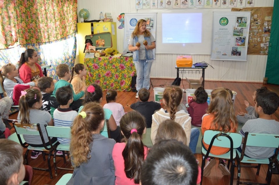 Incentivo à leitura nas escolas de Chapecó/SC