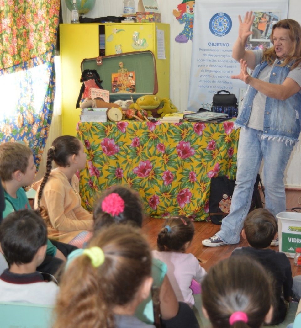Incentivo à leitura nas escolas de Chapecó/SC