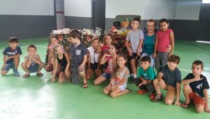 Kombi Biblioteca atende cidades de Santa Catarina e Rio Grande do Sul