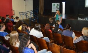 Programa Roda de Leitura participa do lançamento do projeto Lixo que vira Livro em Xanxerê/SC