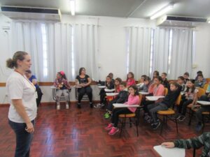 Educação ambiental atende escolas e instituição no Rio Grande do Sul