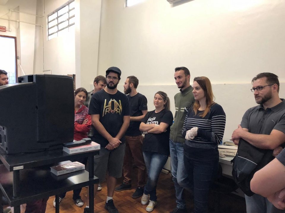 Alunos da Universidade Federal da Fronteira Sul/UFFS visitam o Centro de Memória Aury Luiz Bodanese