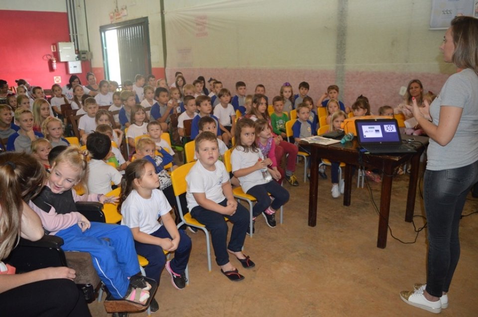 Programa Eco Cooperação realiza ação em Saudades/SC