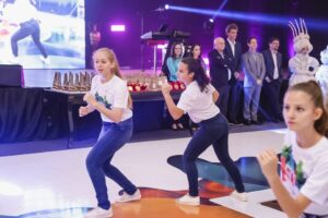 Programa Vozes do Corpo realiza flashmobs em eventos comemorativos dos 50 anos Aurora