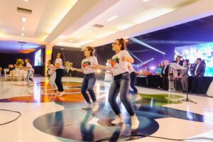 Programa Vozes do Corpo realiza flashmobs em eventos comemorativos dos 50 anos Aurora