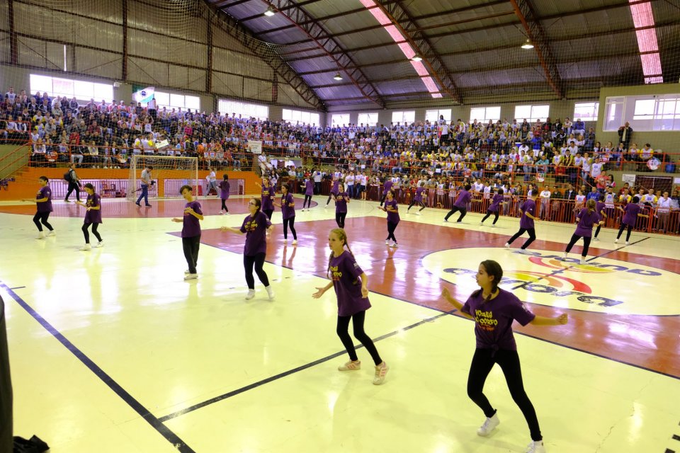 Programa Vozes do Corpo realiza flashmobs em eventos comemorativos dos 50 anos Aurora