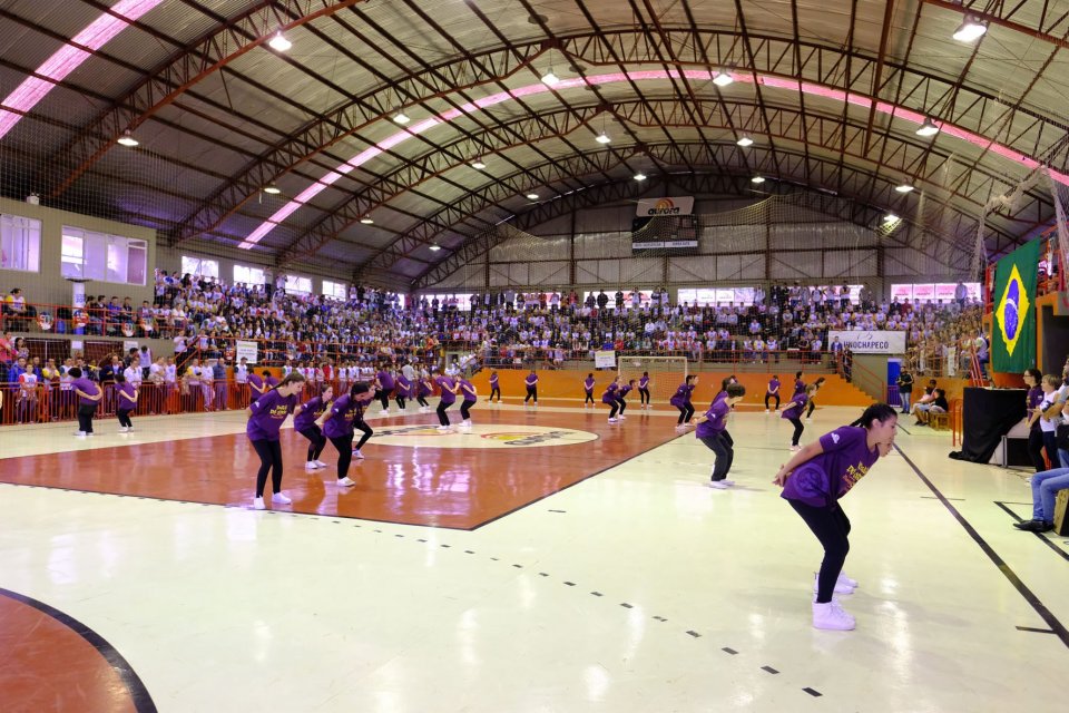 Programa Vozes do Corpo realiza flashmobs em eventos comemorativos dos 50 anos Aurora