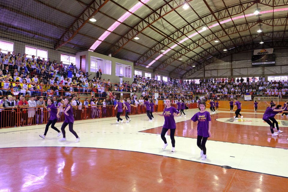 Programa Vozes do Corpo realiza flashmobs em eventos comemorativos dos 50 anos Aurora