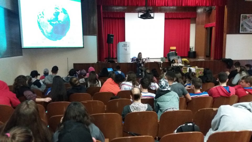 Alunos de Capinzal/SC recebem sensibilização sobre educação ambiental