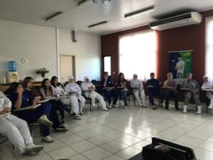 Jovens aprendizes das unidades Aurora de Chapecó e Guatambu participam do Cinema da Prevenção